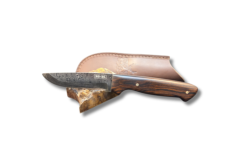 Image of Full Tang Medium Skinner Knife Damascus Blade Desert Ironwood Handle on white background